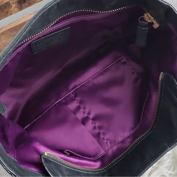 COACH Madison Tote Black  NWOT-never used gift - Picture 5 of 8